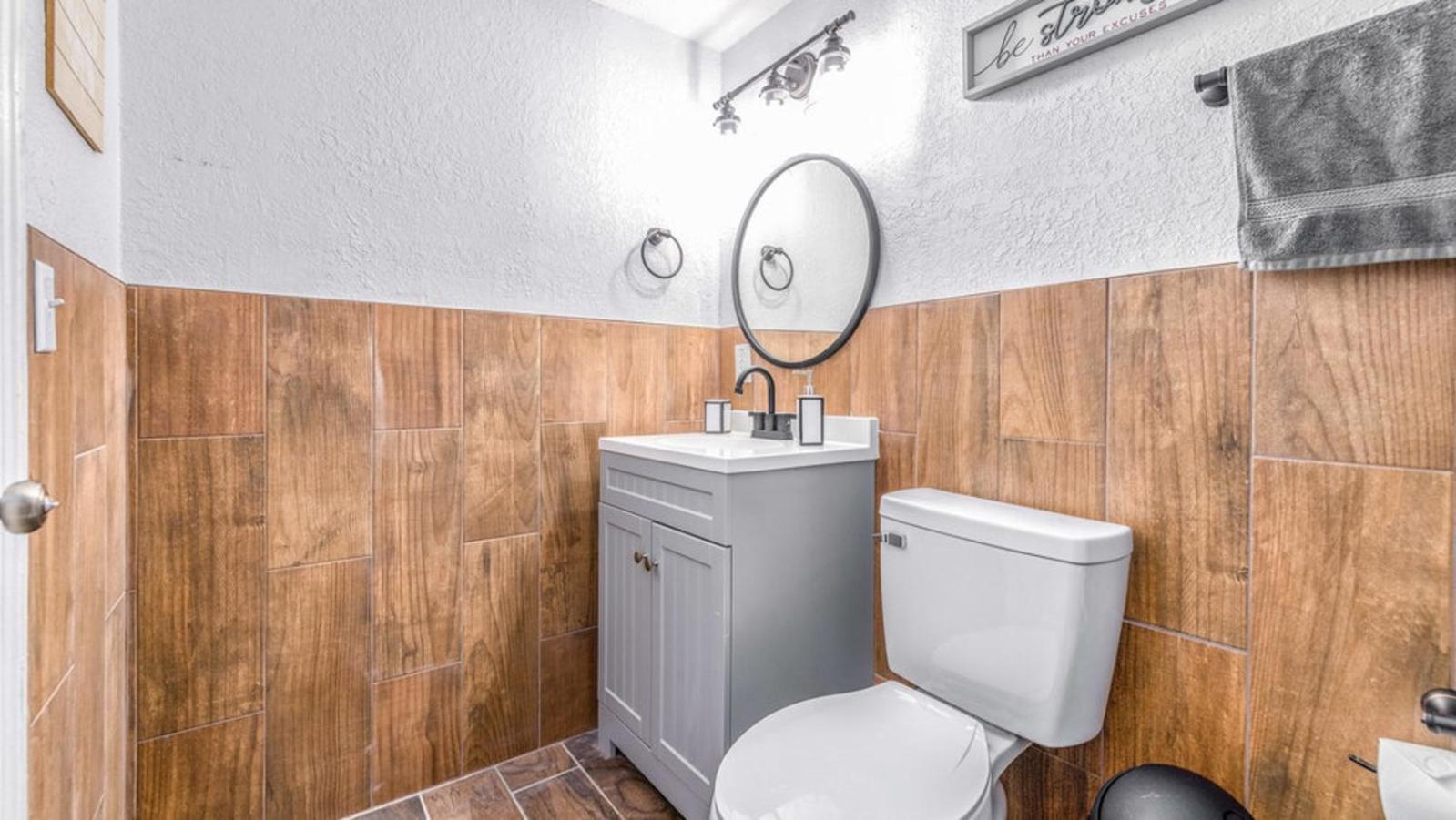 3Br, High-Speed Wifi, Pets Welcome Near Disney! * Orlando