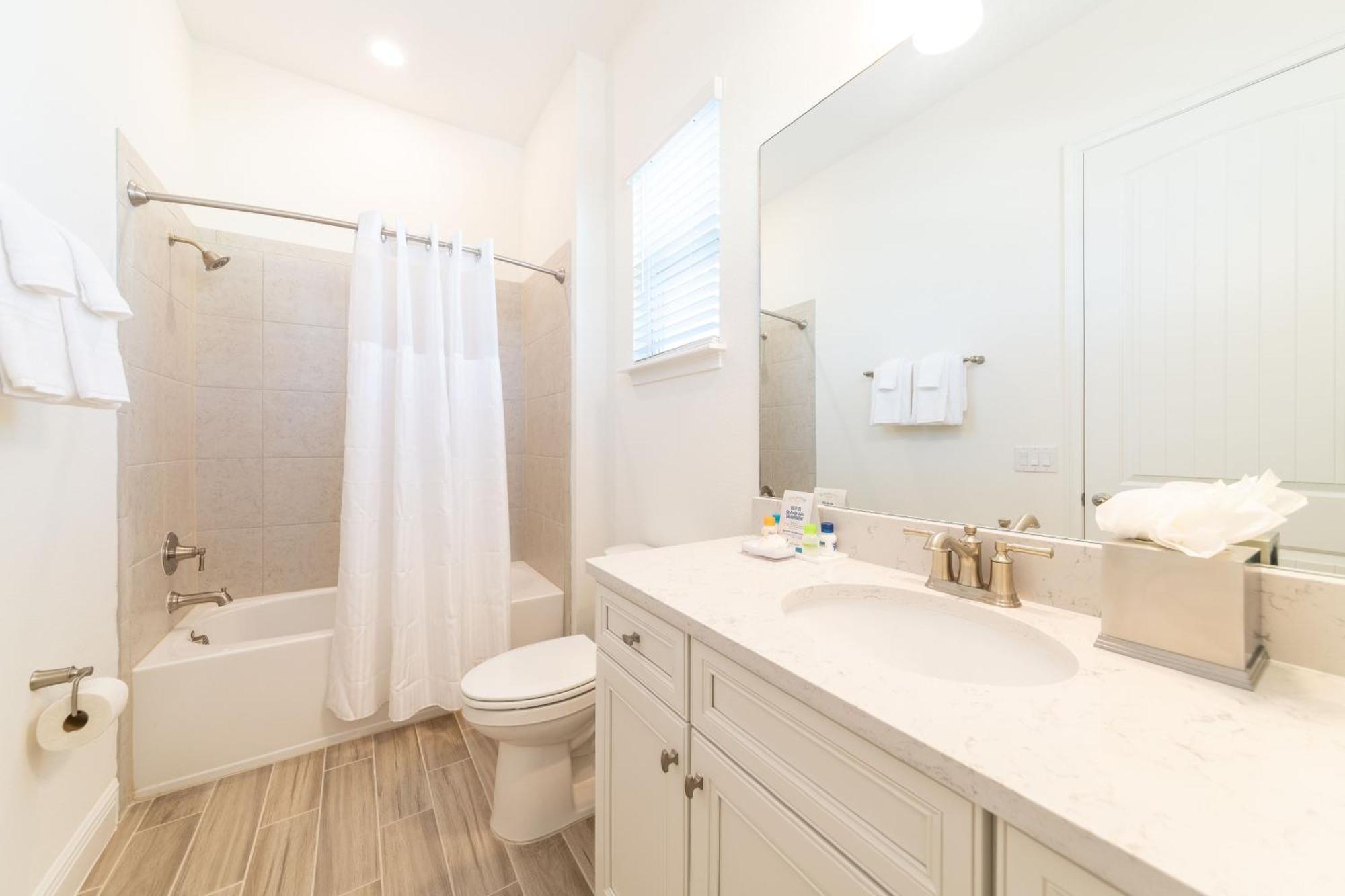 Salt Water Near With Margaritaville Access - 8012dr Holiday home Orlando
