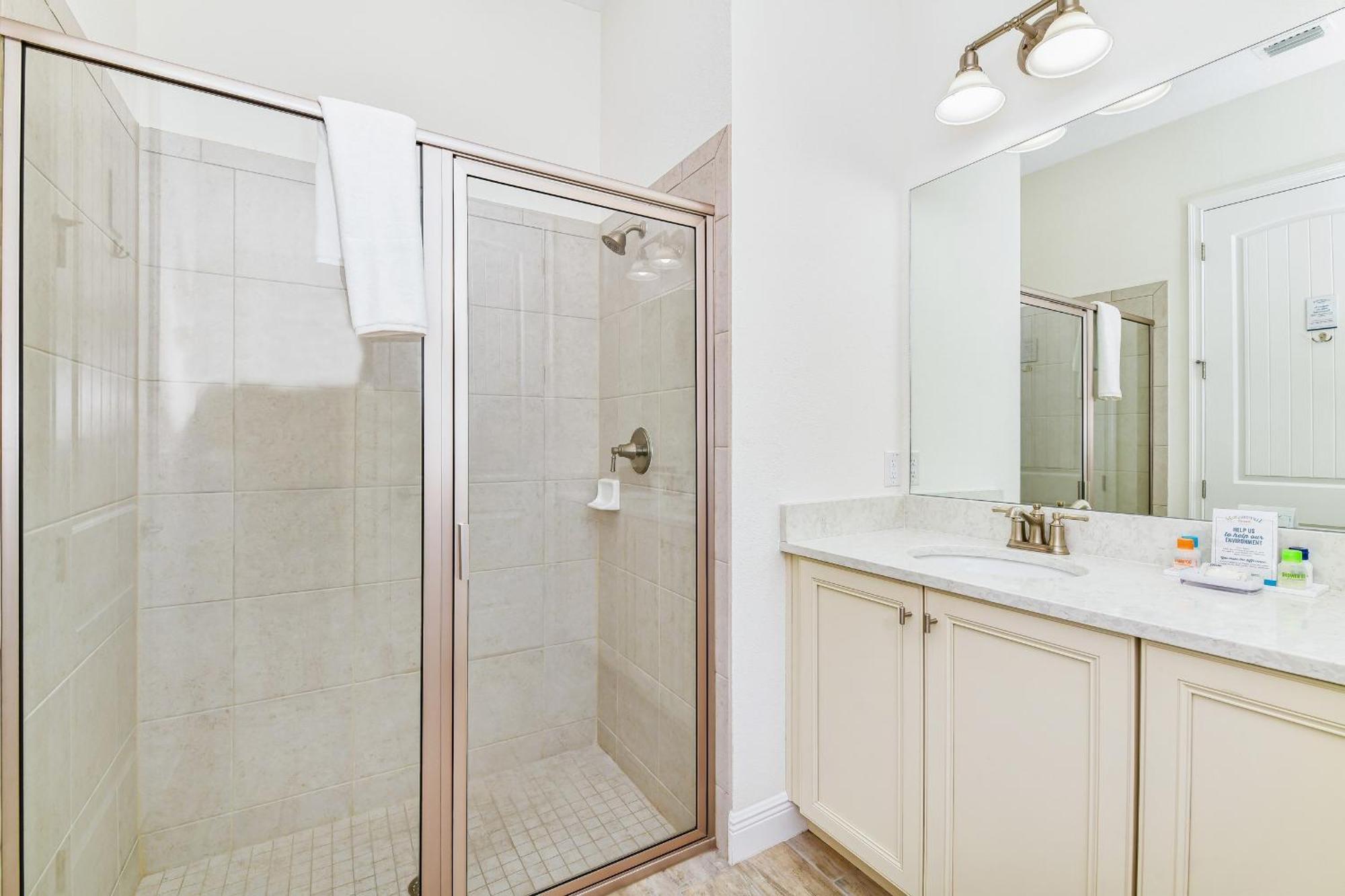 Sunny Yellow Near With Margaritaville Access - 2995la * Orlando