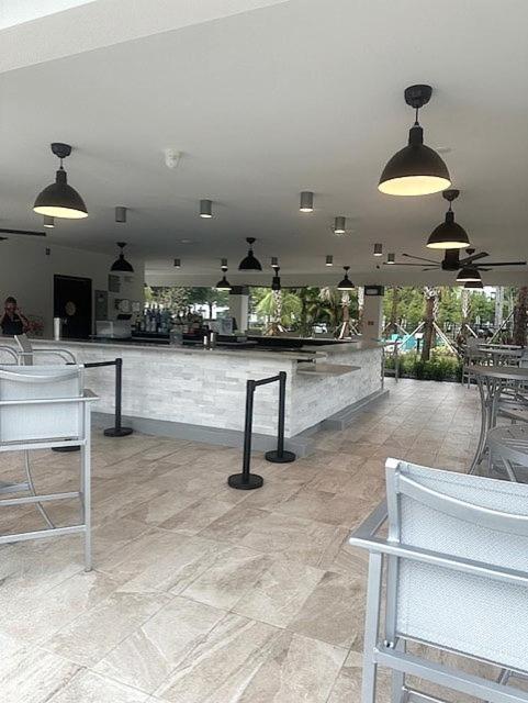 Vista Cay Lakeview Penthouse: Luxurious Near Theme Parks