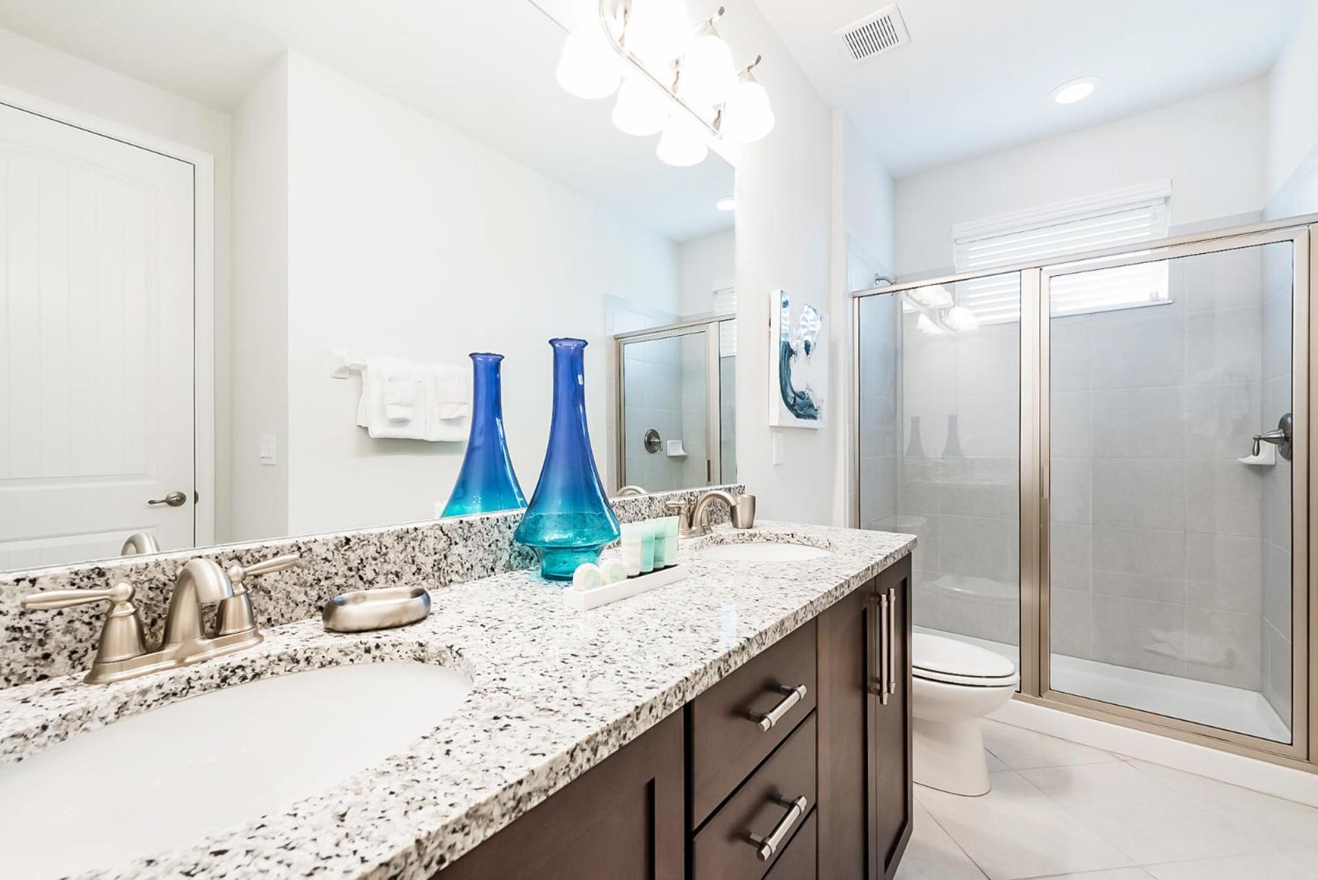 Vibrant Elite With Theater Near By Rentyl - 7603m Orlando