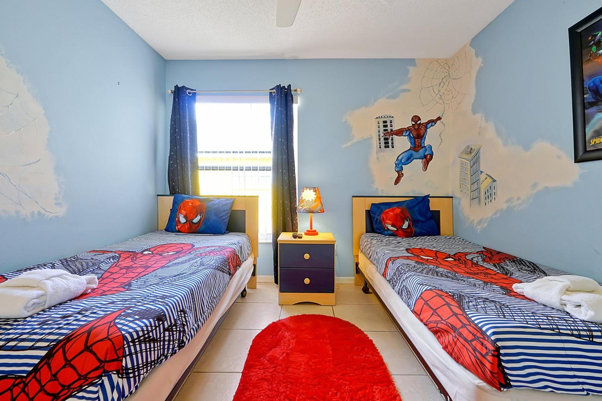Villa Minutes From - Entertainment Haven With Pool *