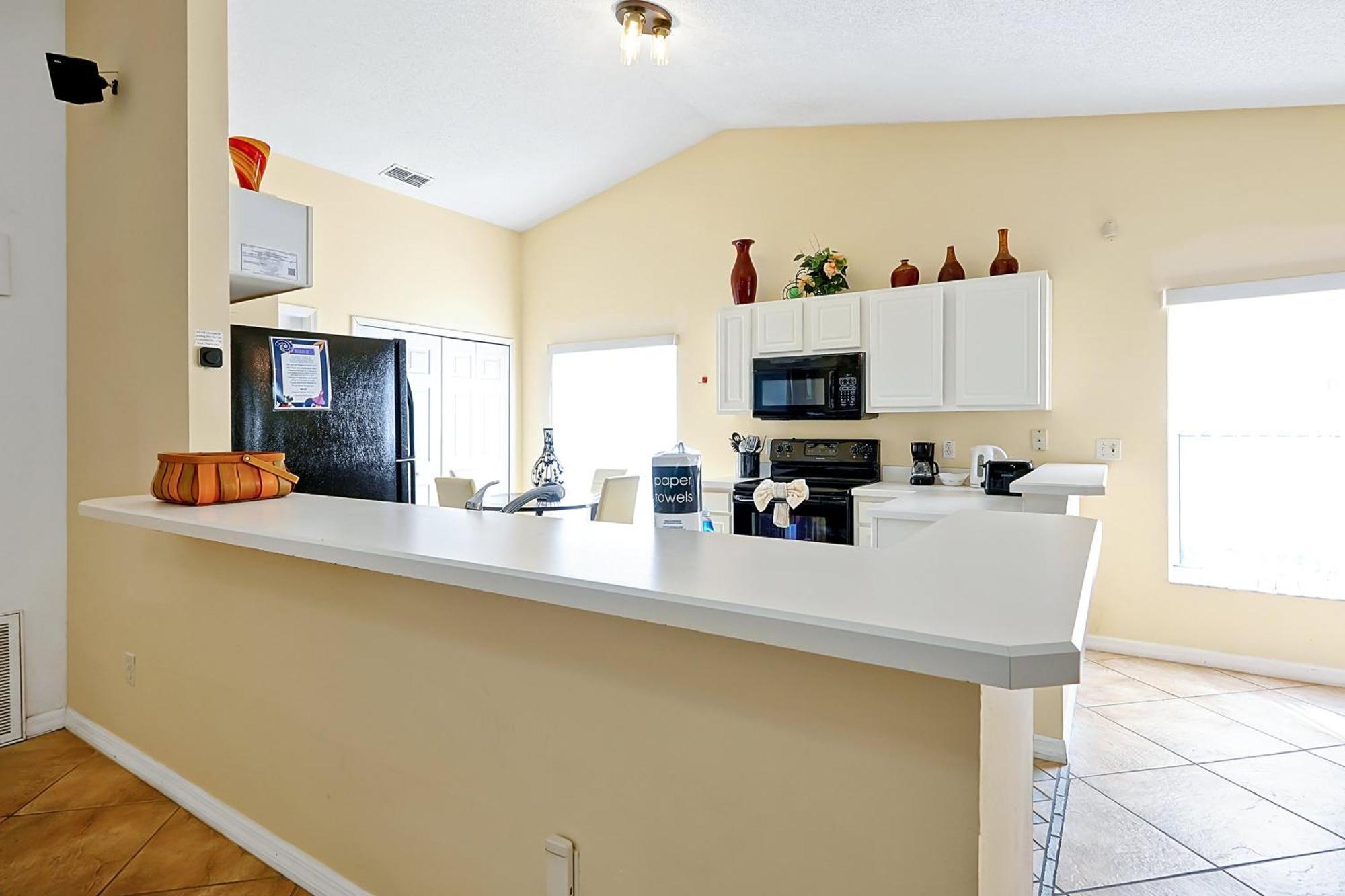 Minutes From - Entertainment Haven With Pool Villa