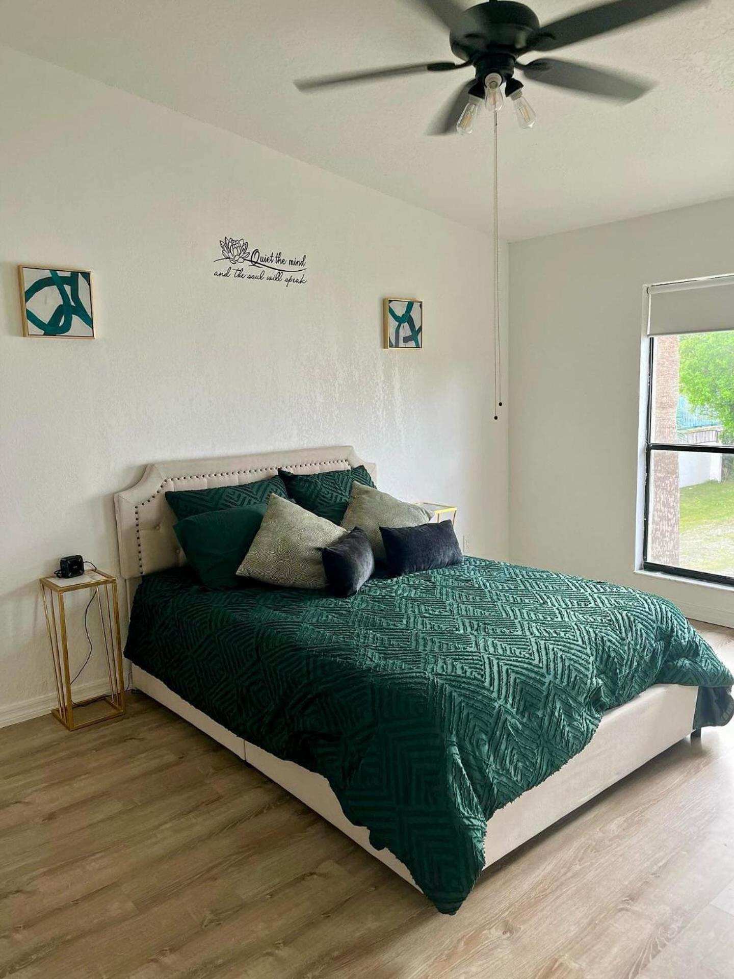Oasis 2br Parks Fast Wi Fi Pool Gym Free Parking Workspace Free Cable Near Universal Apartment Orlando