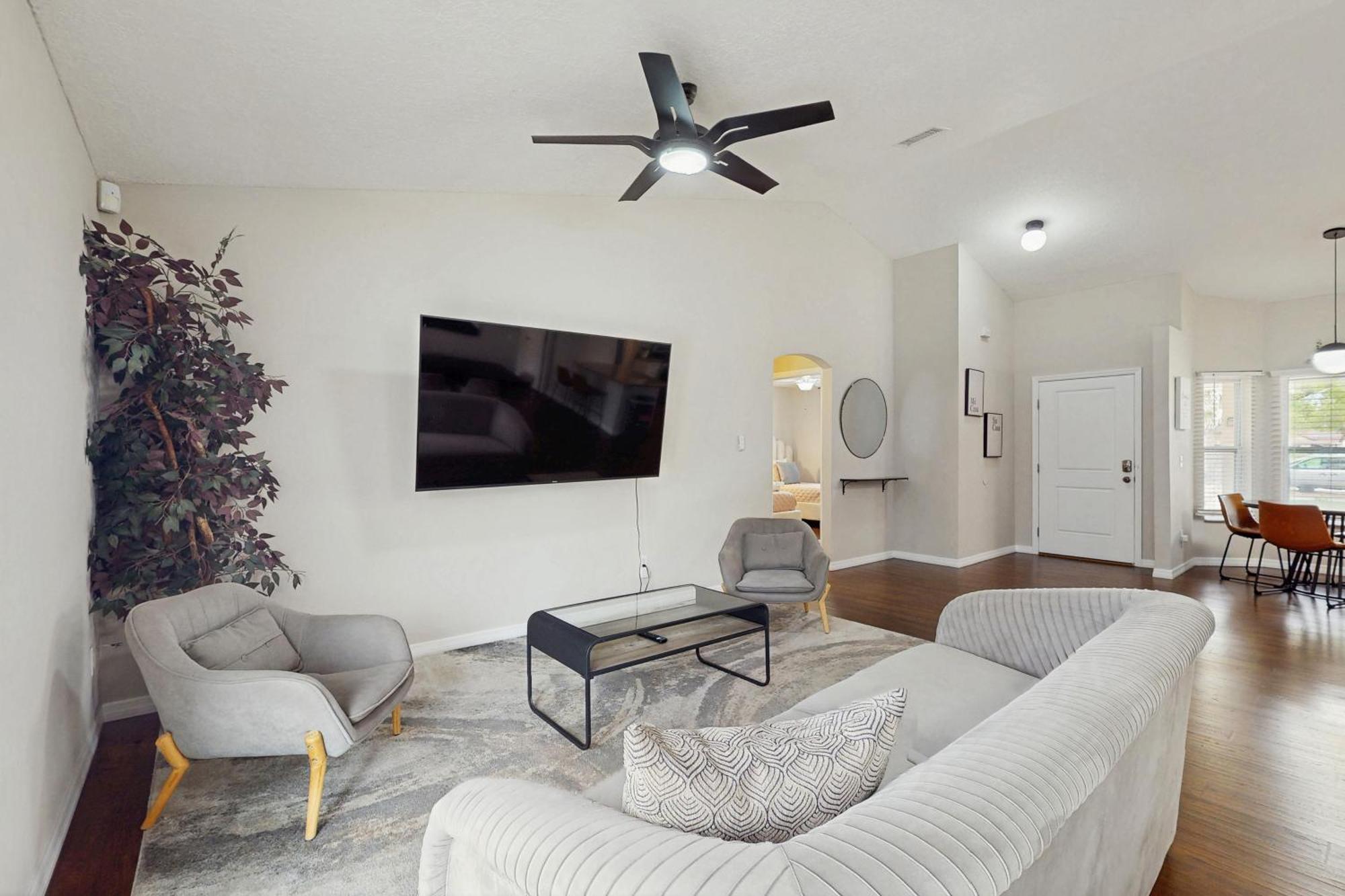 Grand Getaway Holiday home