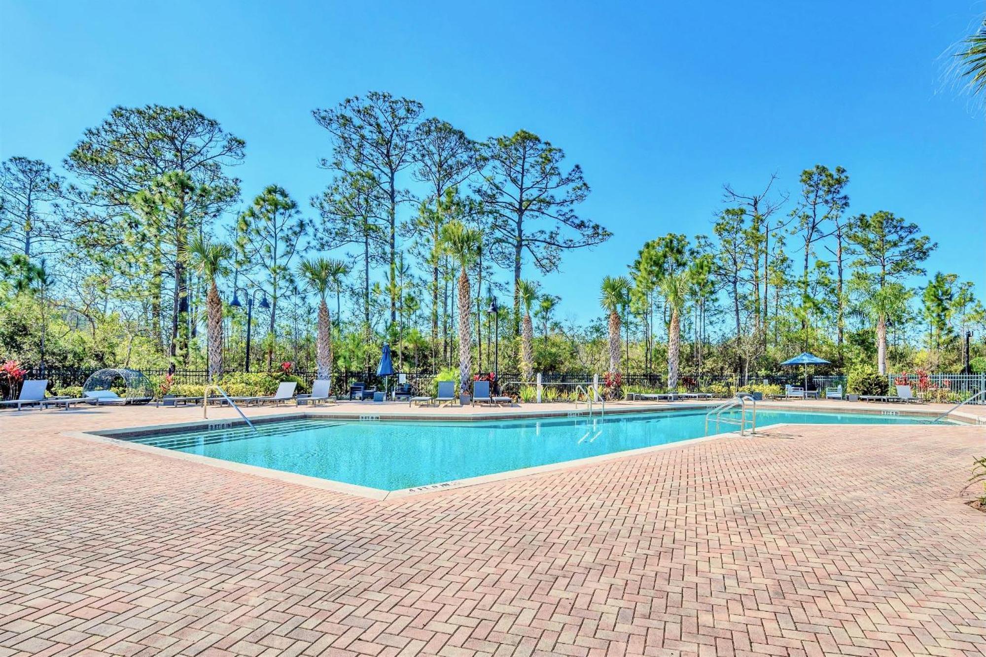 Relaxing 3br Near - Pool And Hot Tub Holiday home