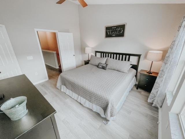 3 Bedrooms - 3 Bathrooms - Windsor Hills 7659 Sk Holiday home