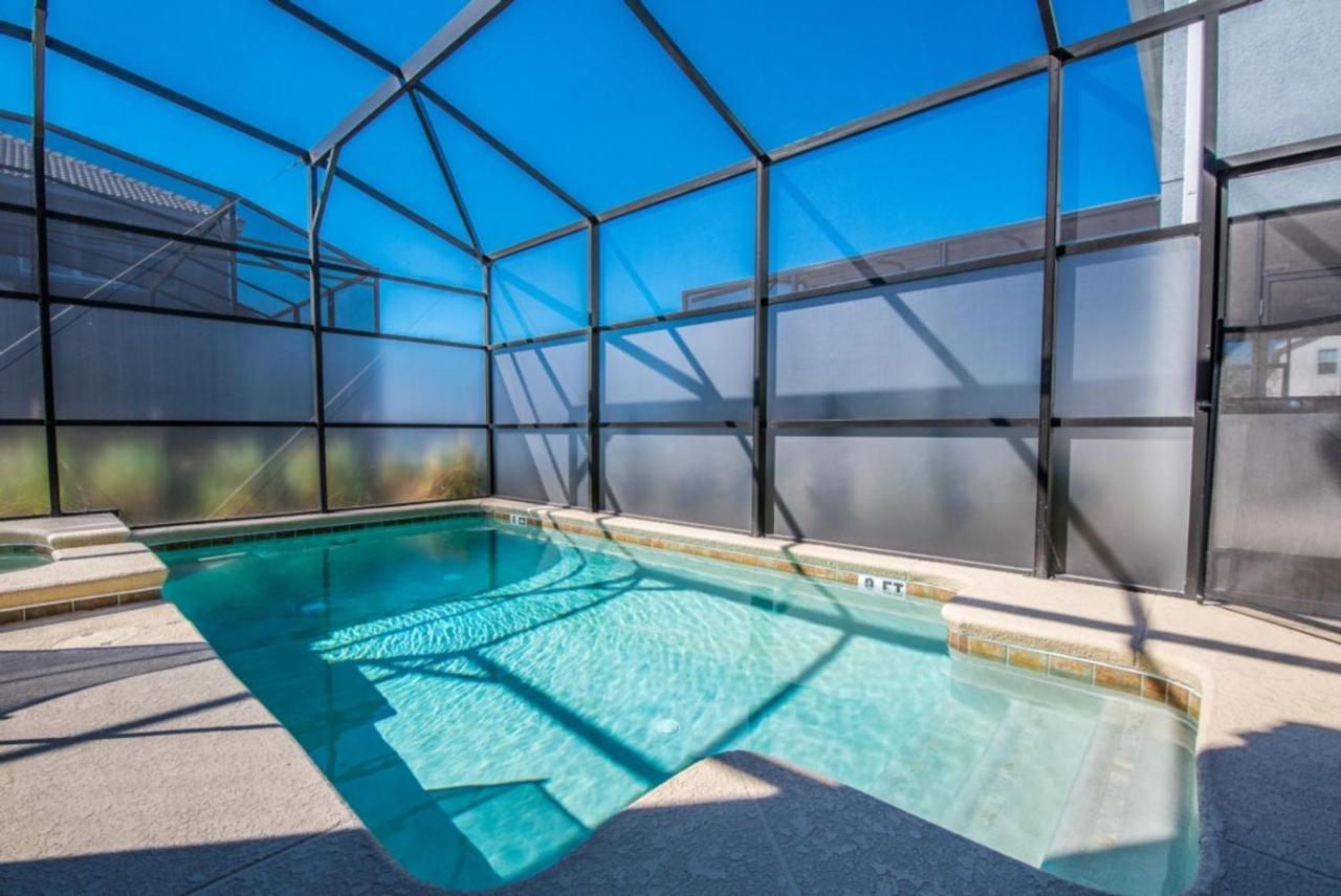 Holiday home Tantalizing 5 Bedroom 5 Bathroom In Storey Orlando
