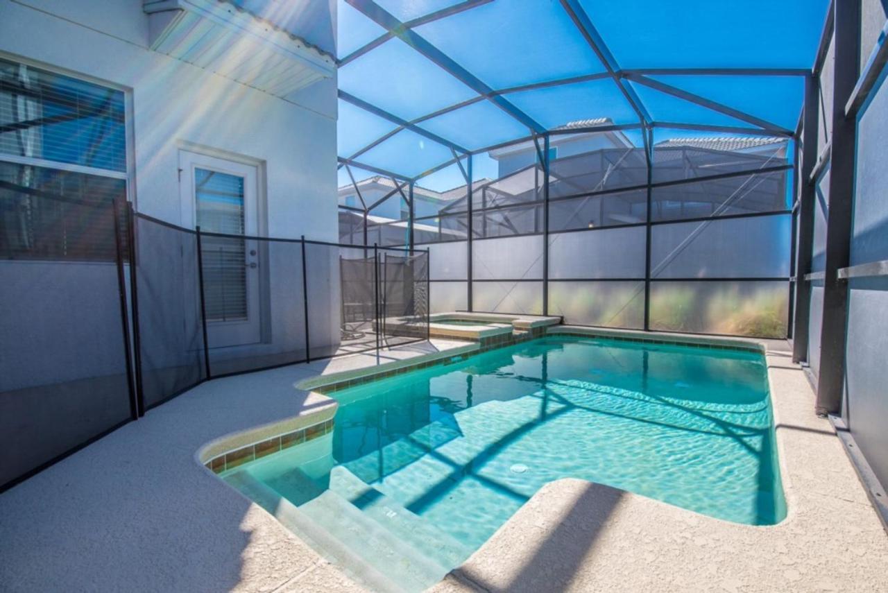 Tantalizing 5 Bedroom 5 Bathroom In Storey Holiday home