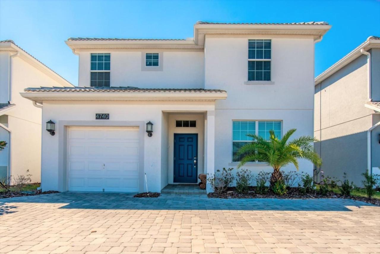 Tantalizing 5 Bedroom 5 Bathroom In Storey