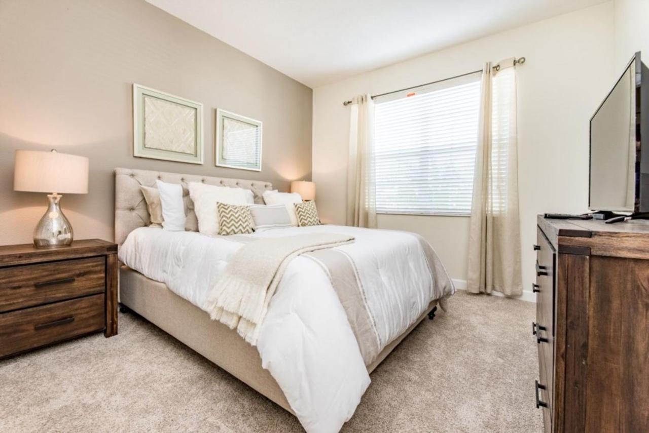 Tantalizing 5 Bedroom 5 Bathroom In Storey