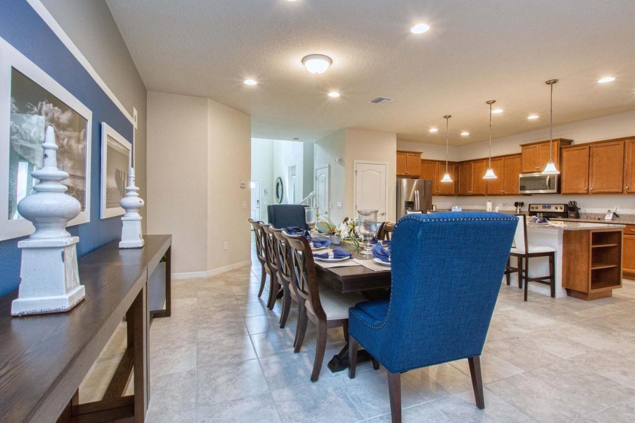 Windsor At Westside-8 Bedrooms House W/pool-3711ww Holiday home Orlando