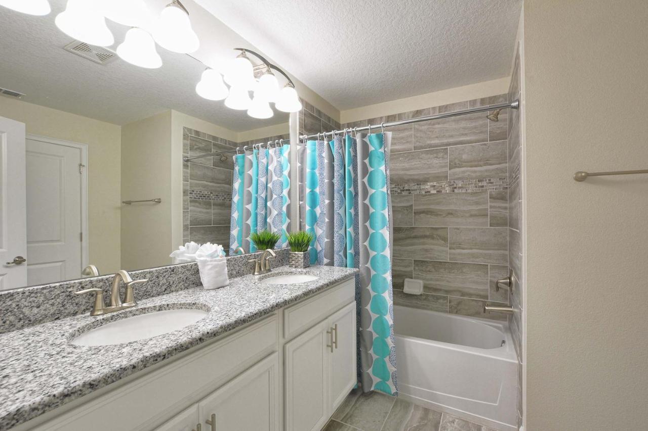 Storey Lake- 4 Bedroom Townhome W/spashpool-1616st * Orlando