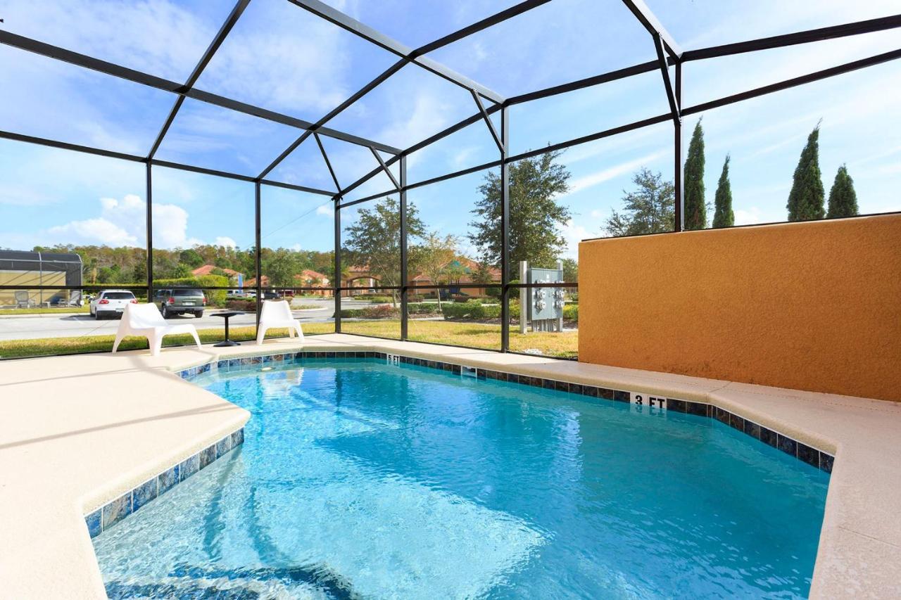 Modern Vacation Townhouse With Private Pool Bv4562 *