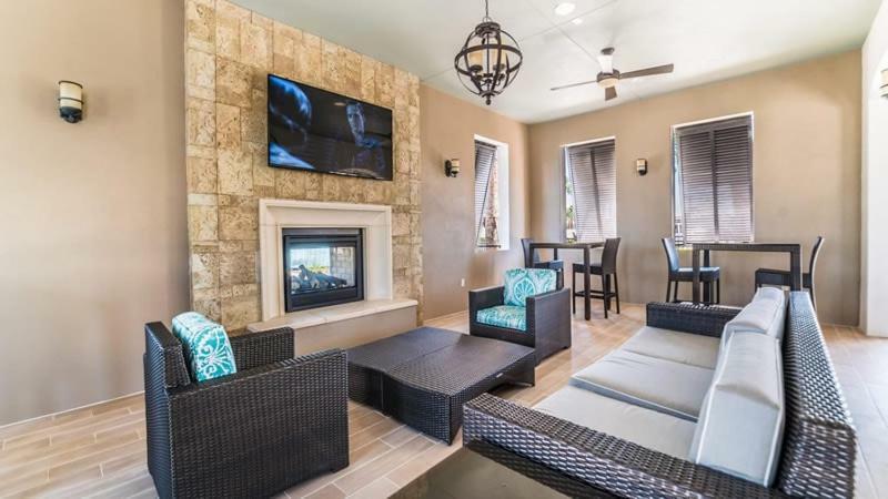 Casa de férias Windsor At Westside Luxury Pool Home *