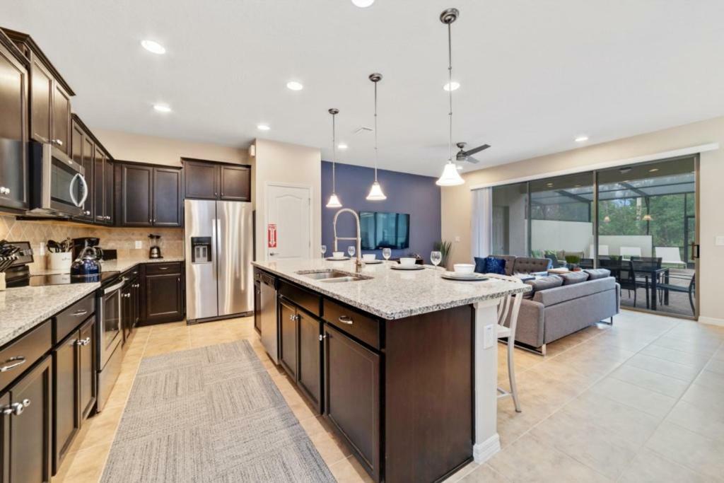 Windsor At Westside Luxury Pool Home *