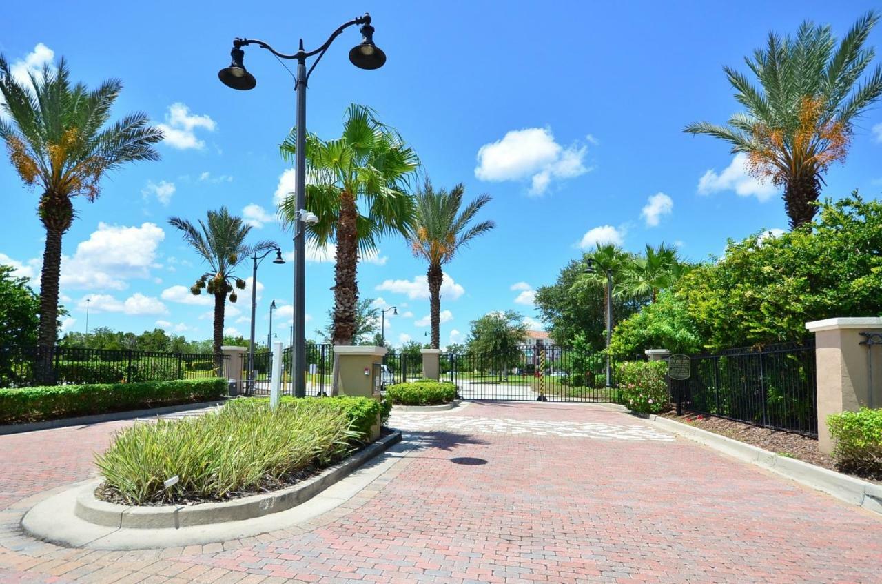 Vero's Gem Orlando