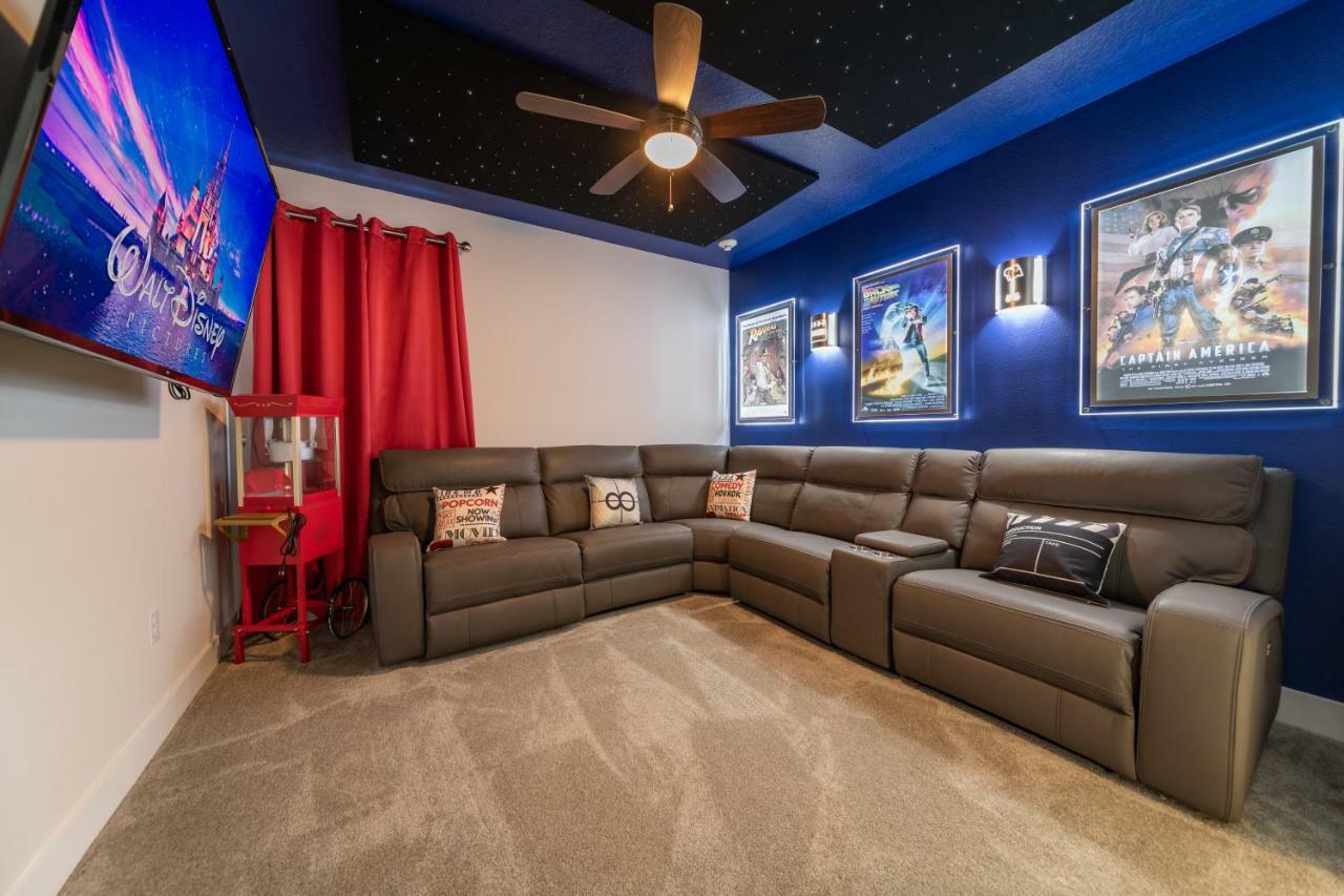 Beautiful By Rentyl Near With Private Pool, Pool Table & Amenities - 7448m Holiday home Orlando