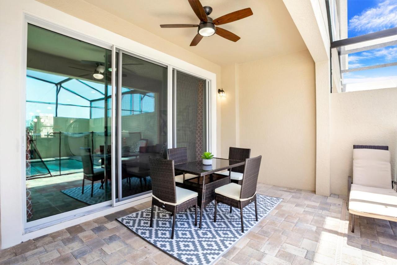 1515carey Four Corners