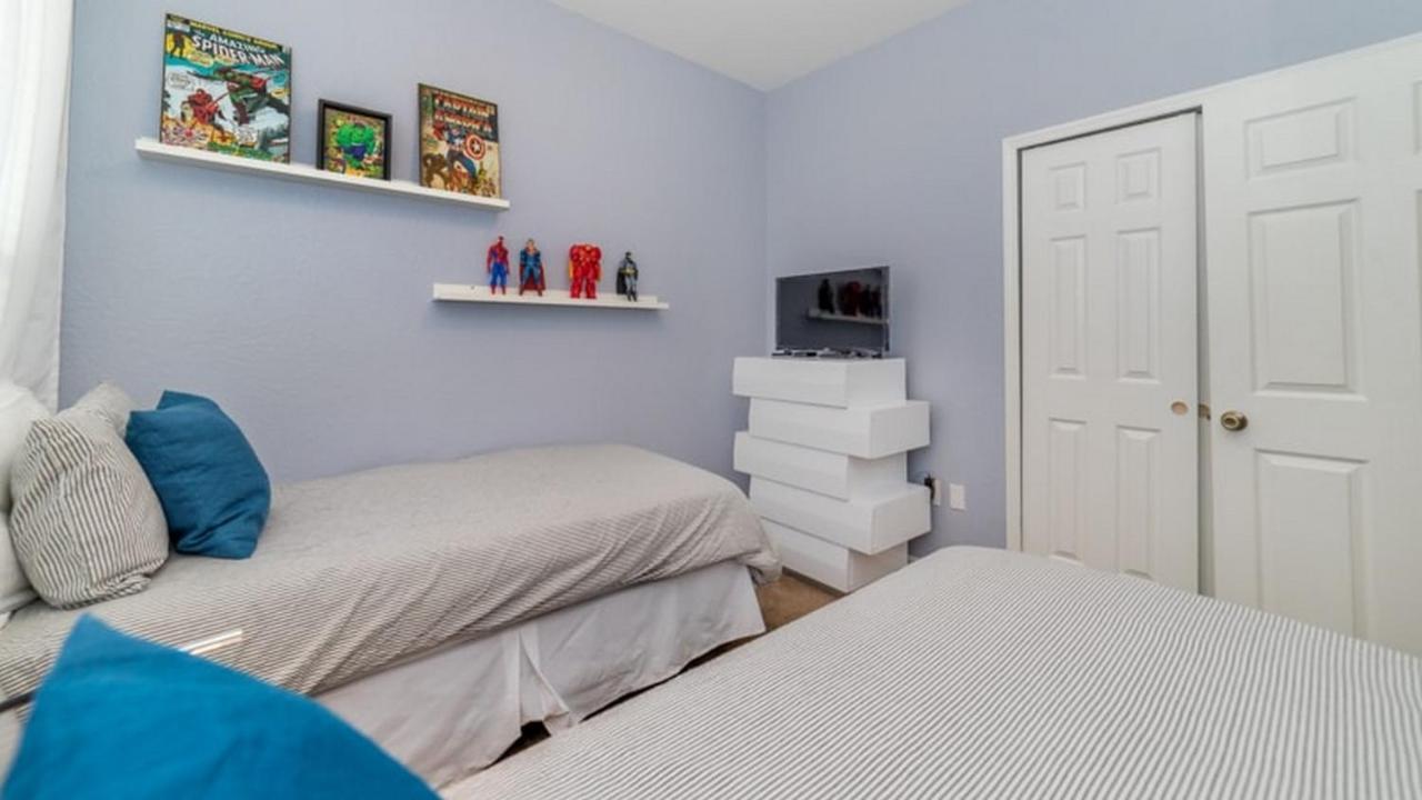 7787 Basnett Circle * Four Corners
