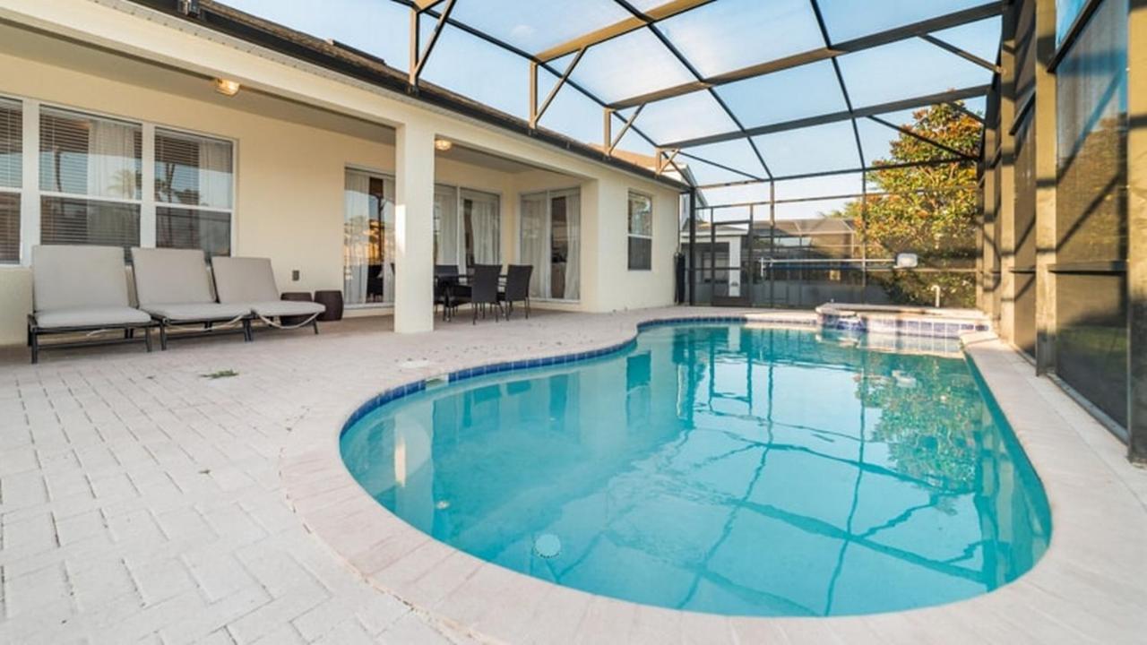 7787 Basnett Circle Holiday home