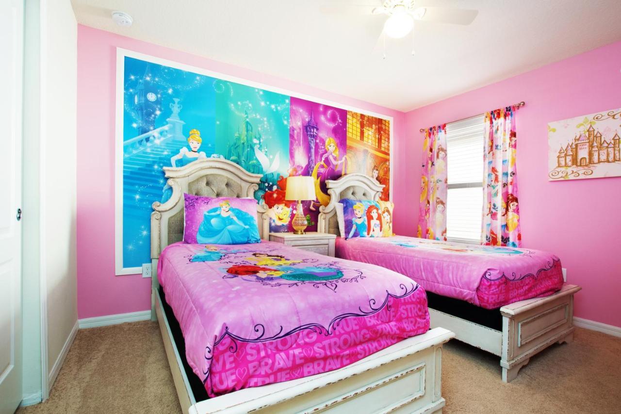 1881 Court Villa *