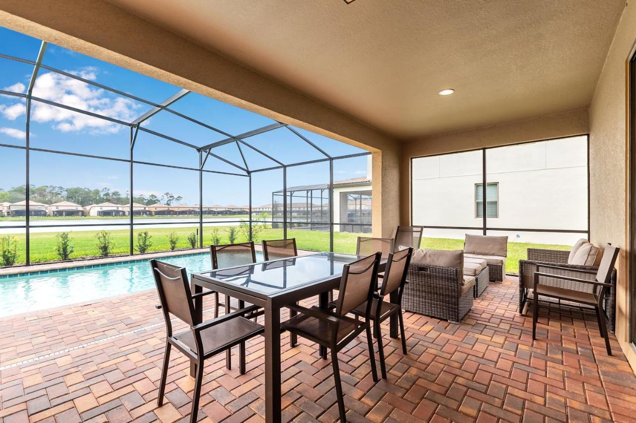 Modern Lakeview Wmovie Poolspa Holiday home Orlando