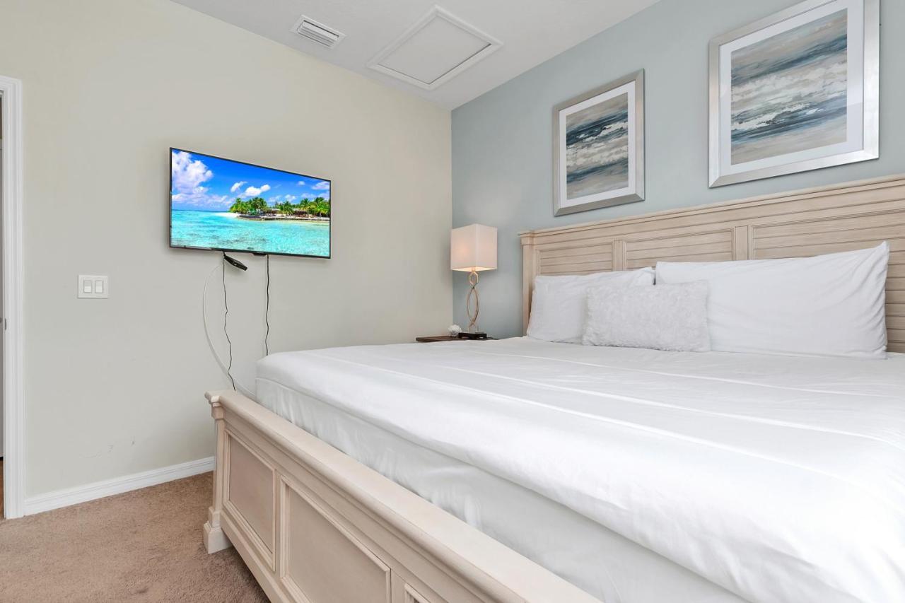 Modern Lakeview Wmovie Poolspa *