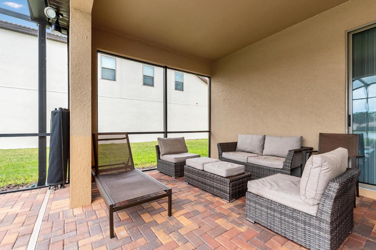 Modern Lakeview Wmovie Poolspa *