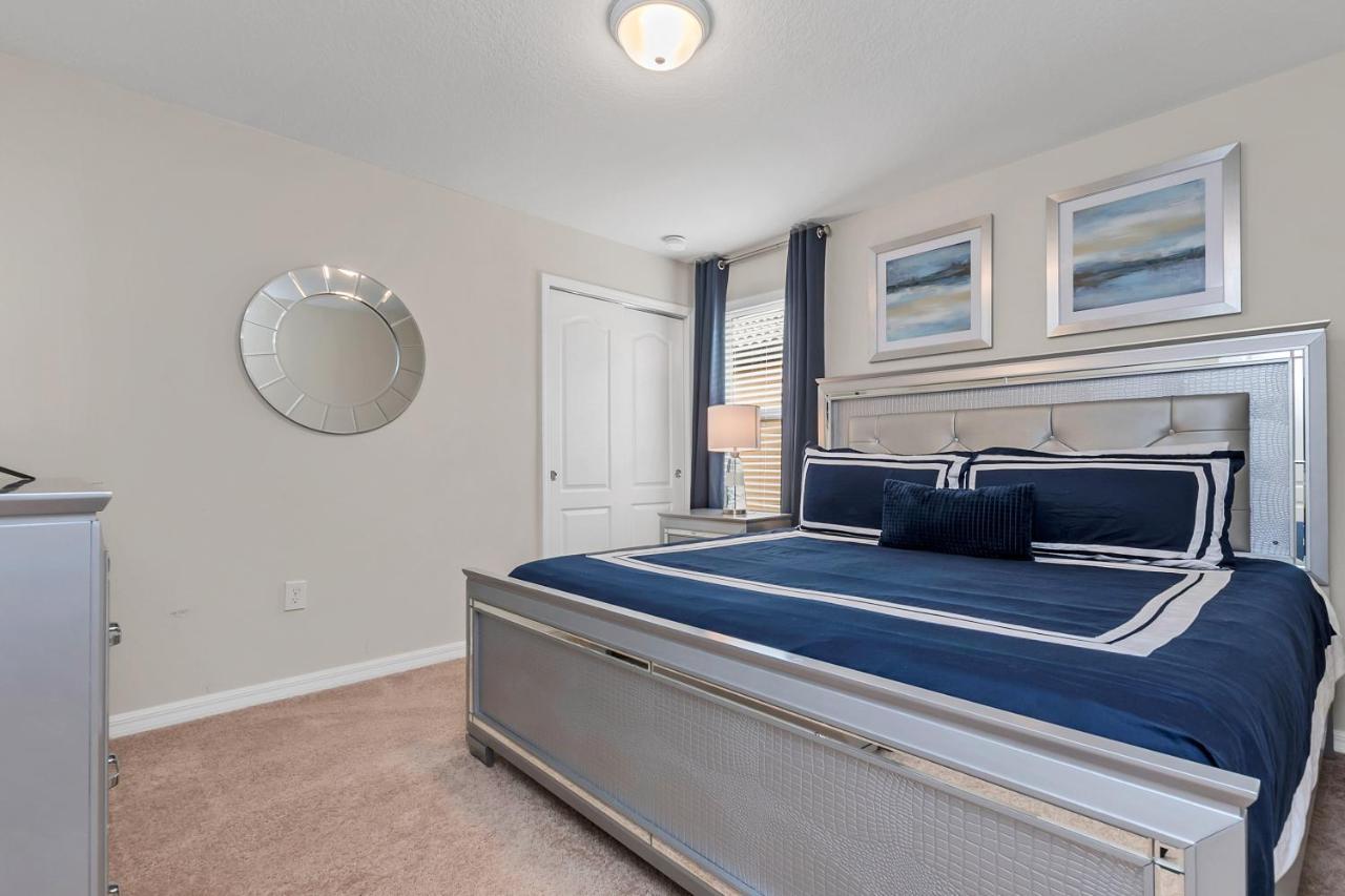 Modern Lakeview Wmovie Poolspa Holiday home Orlando
