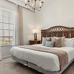 Lrg Condo W Scenic Patio Views - Next To Occc
