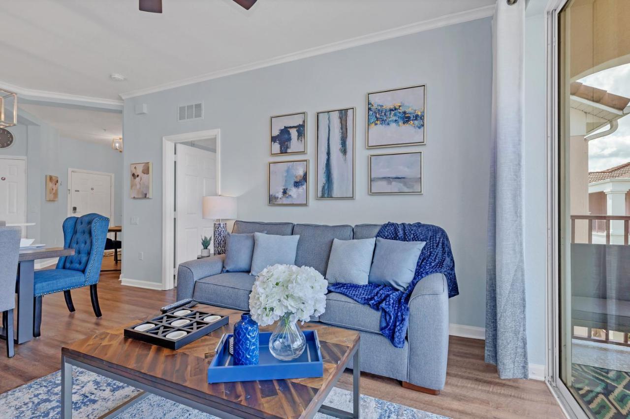 Floor With View Of Lake, Pool And Fireworks! Next To Convention Center! Apartment *