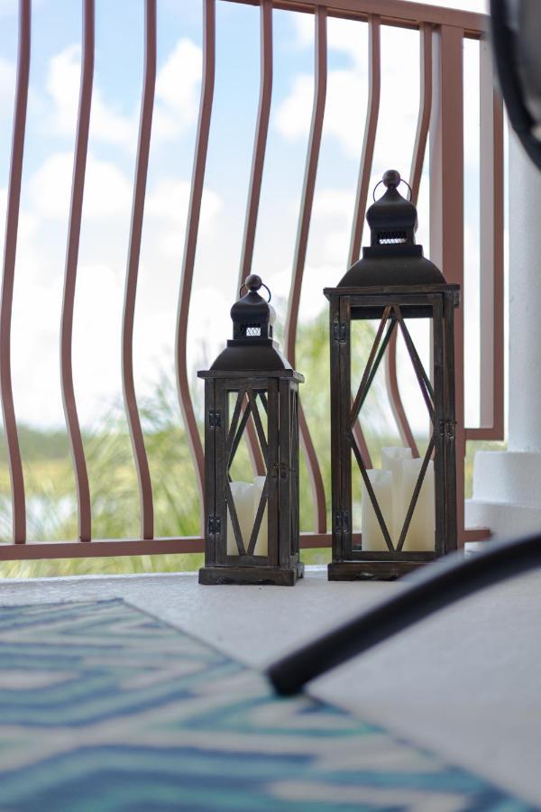 Floor With View Of Lake, Pool And Fireworks! Next To Convention Center! Apartment *