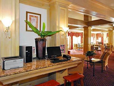 The Palms And Hotel 3*