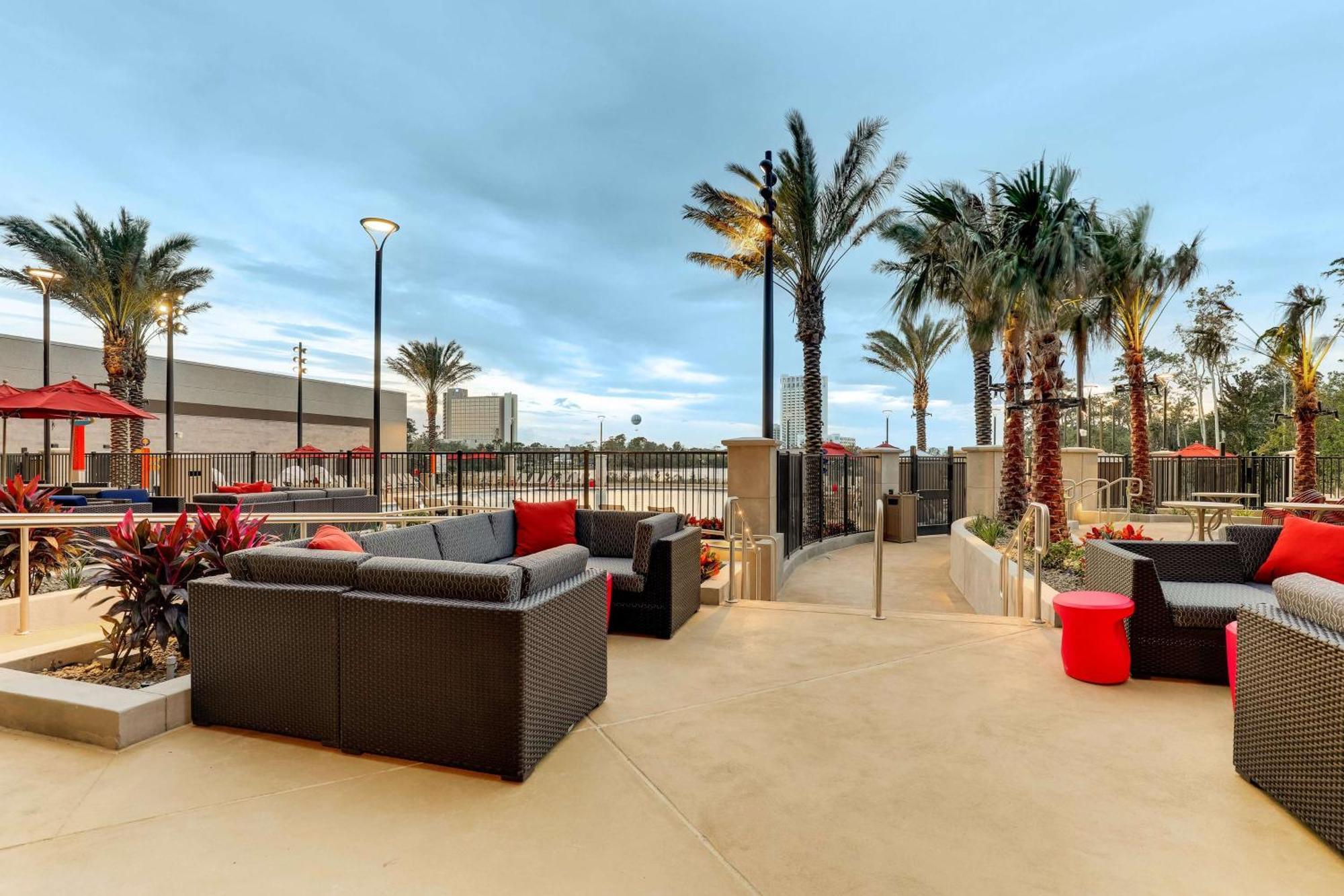 Drury Plaza Orlando - Springs Area Lake Buena Vista