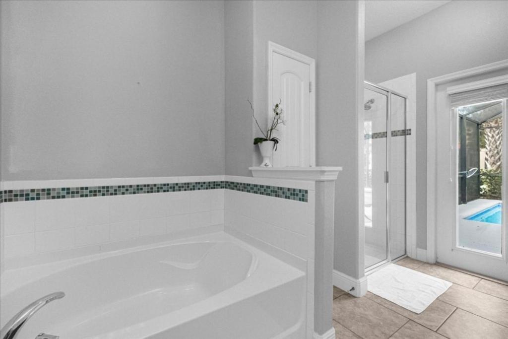 5 Bedrooms - 4 Bathrooms - Solterra 5357 Oa Holiday home