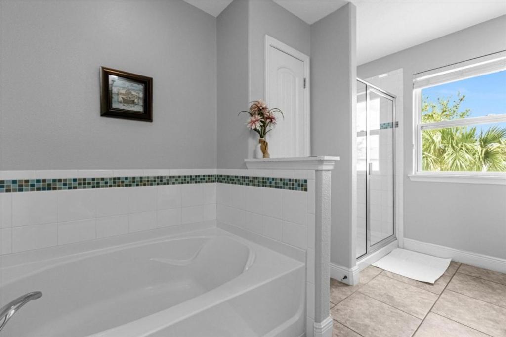 5 Bedrooms - 4 Bathrooms - Solterra 5357 Oa * Orlando