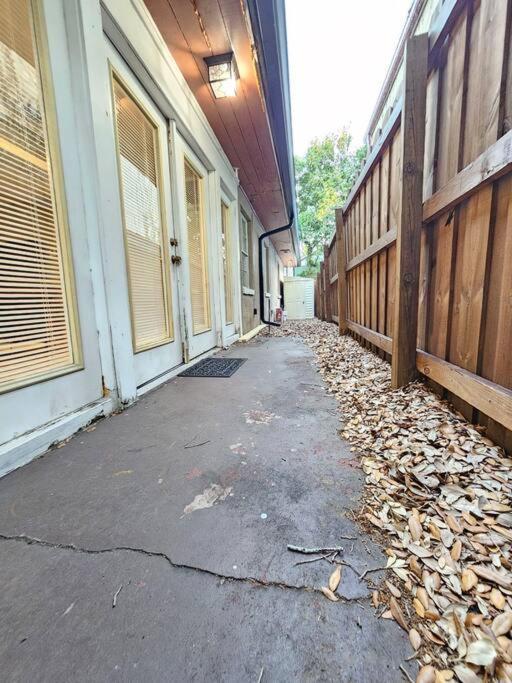 Foodie Lovers Walkable Mills50 - Sleeps 10 - Near Airport Casa de férias