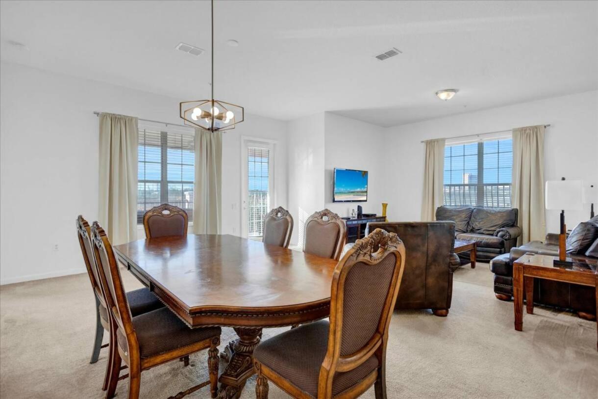 Holiday home Lrg W Scenic Patio Views - Next To Occc