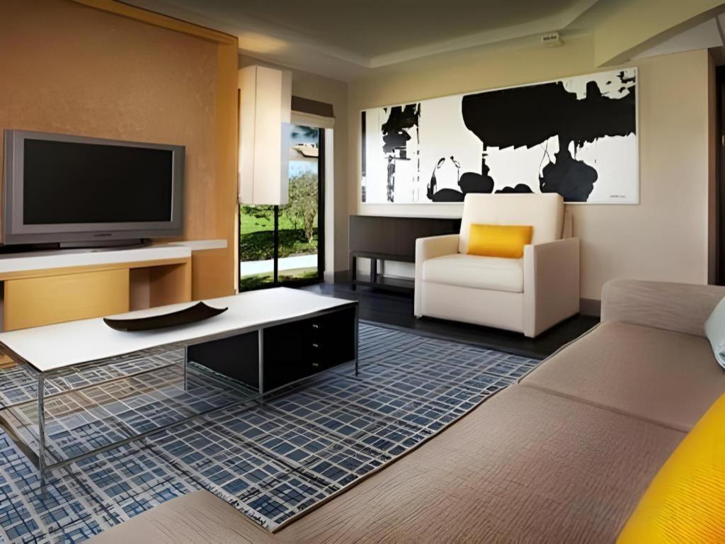 Disney's Contemporary 4*