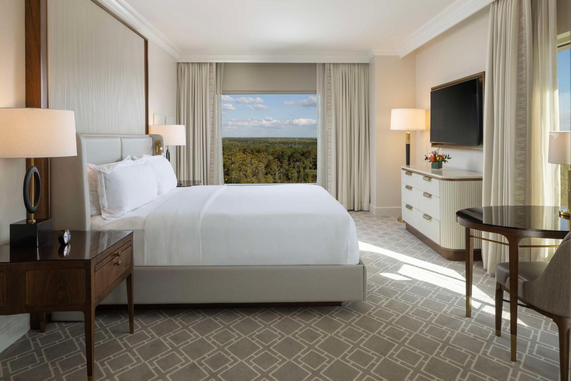 Waldorf Astoria Orlando - An Official Walt World Lake Buena Vista