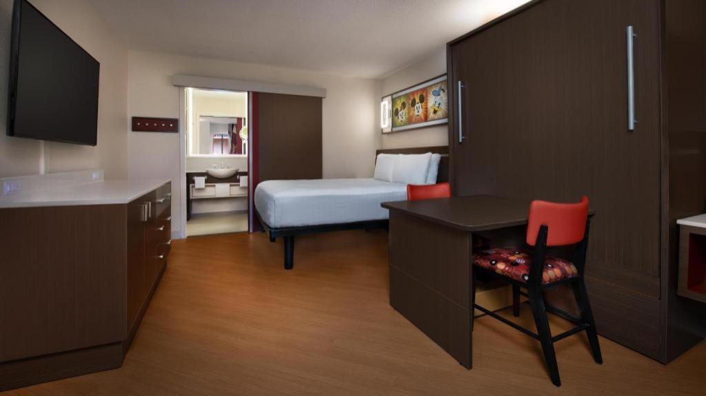 Resort Disney's All-star Sports 3*